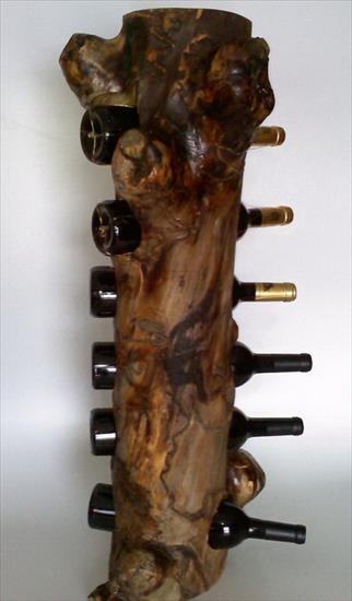 Alkochole - wina wódki drinki - Standing-wine-rack-in-Solid-Burl-aspen-600x1024.jpg